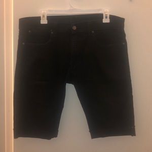 Men’s black Levi shorts 511 W32